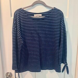 LOFT Long Sleeve Tee, M, EUC, Navy stripe